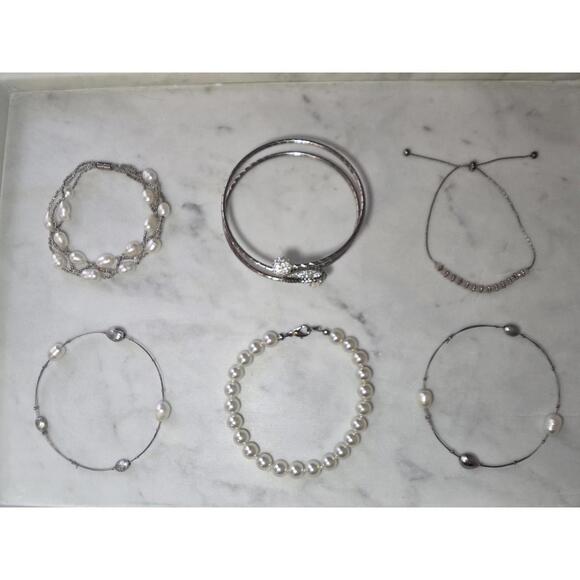 Faux Pearl & Beaded Bracelet Bundle – Set of 6 Elegant Fashion Bracelets - Picture 1 of 9